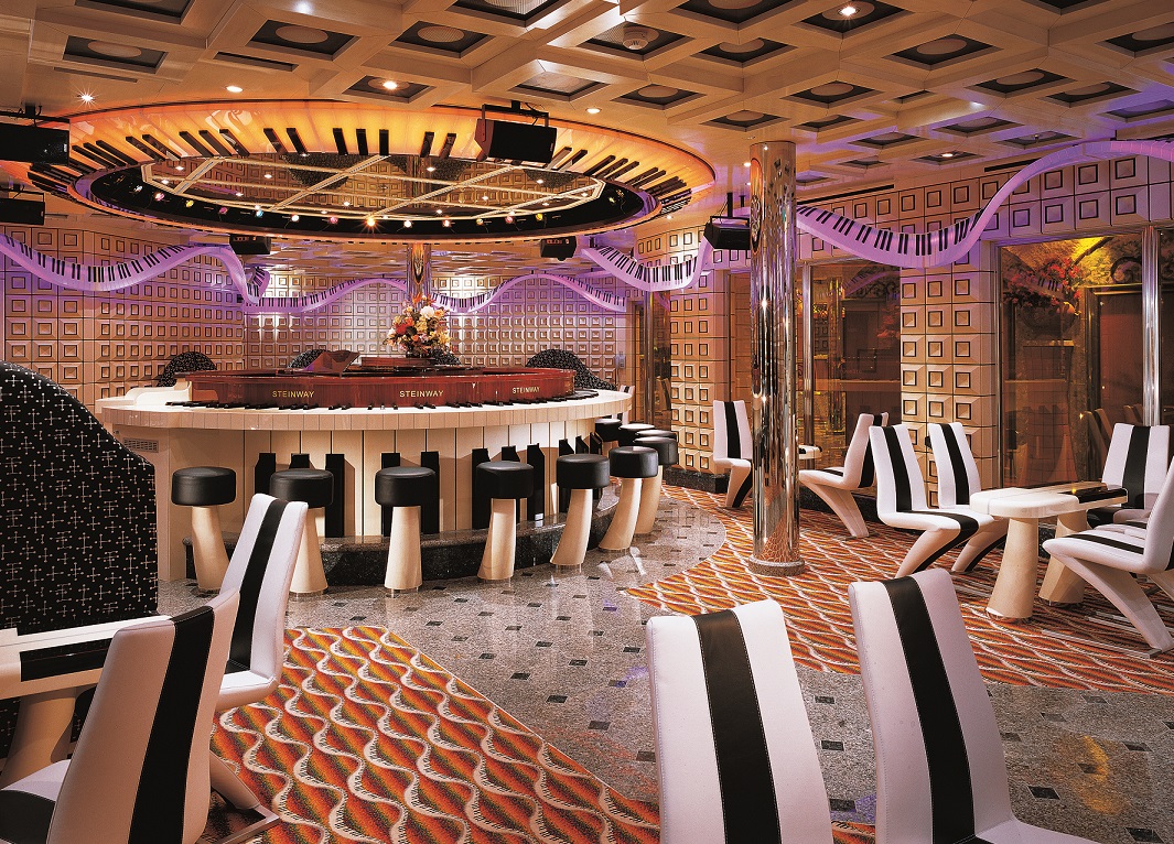 Piano Bar