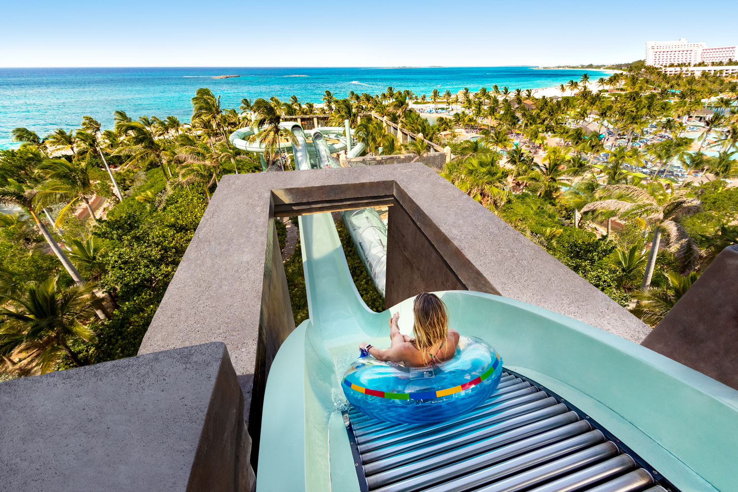 atlantis_aquaventure_power_tower_the_surge_waterslide.jpg